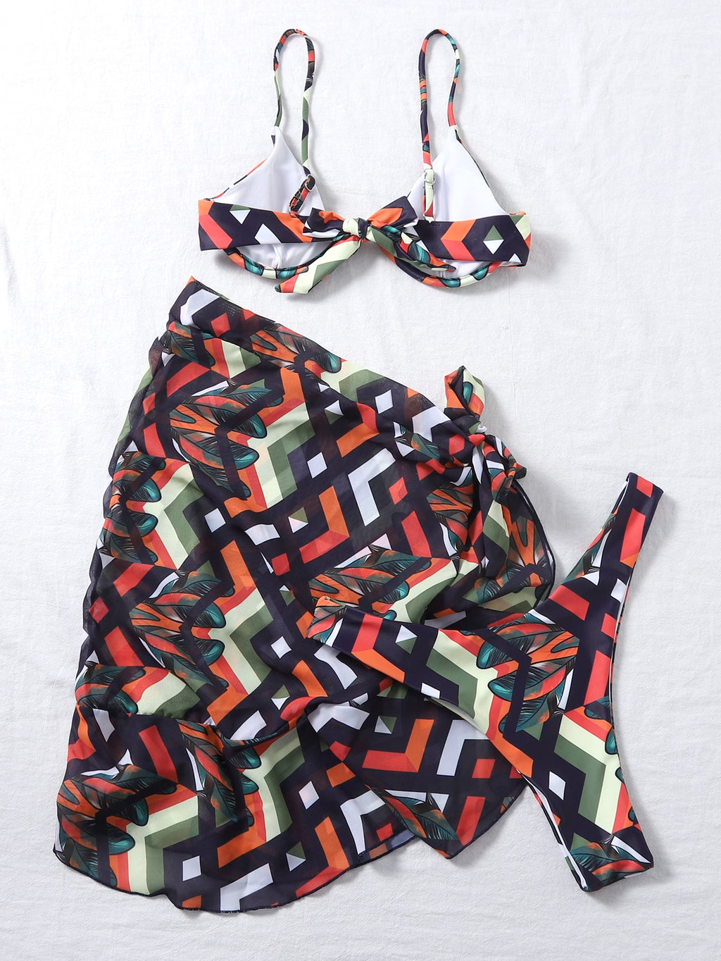 Graphic Print Underwired Bikini Swimsuit with Beach Skirt 3 PC Set (Large)