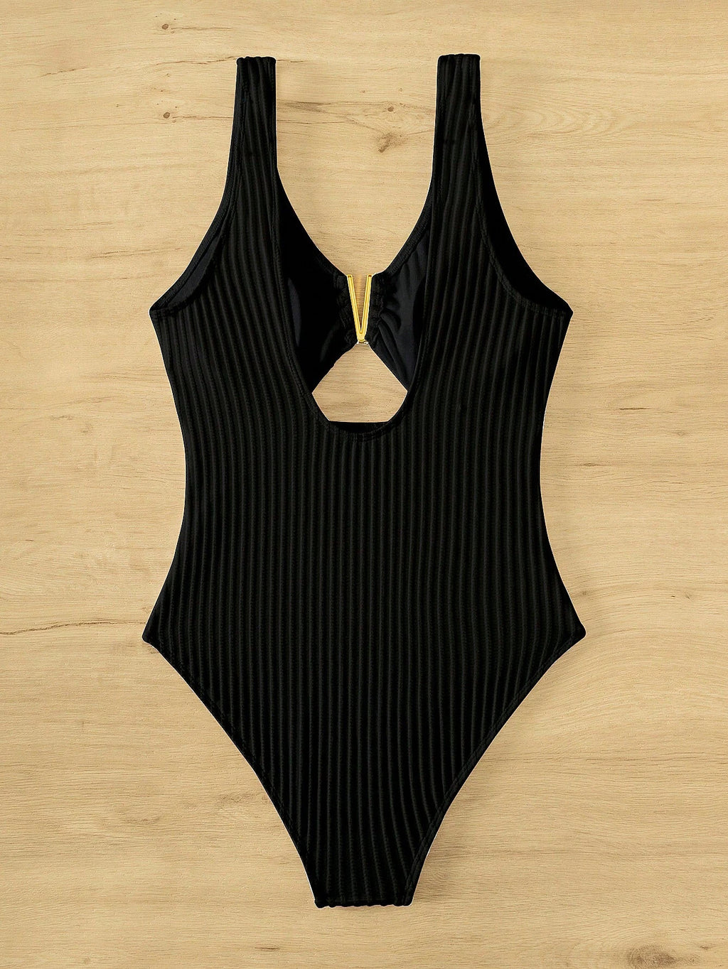Textured Cut out Front V Neck One Piece Swimsuit